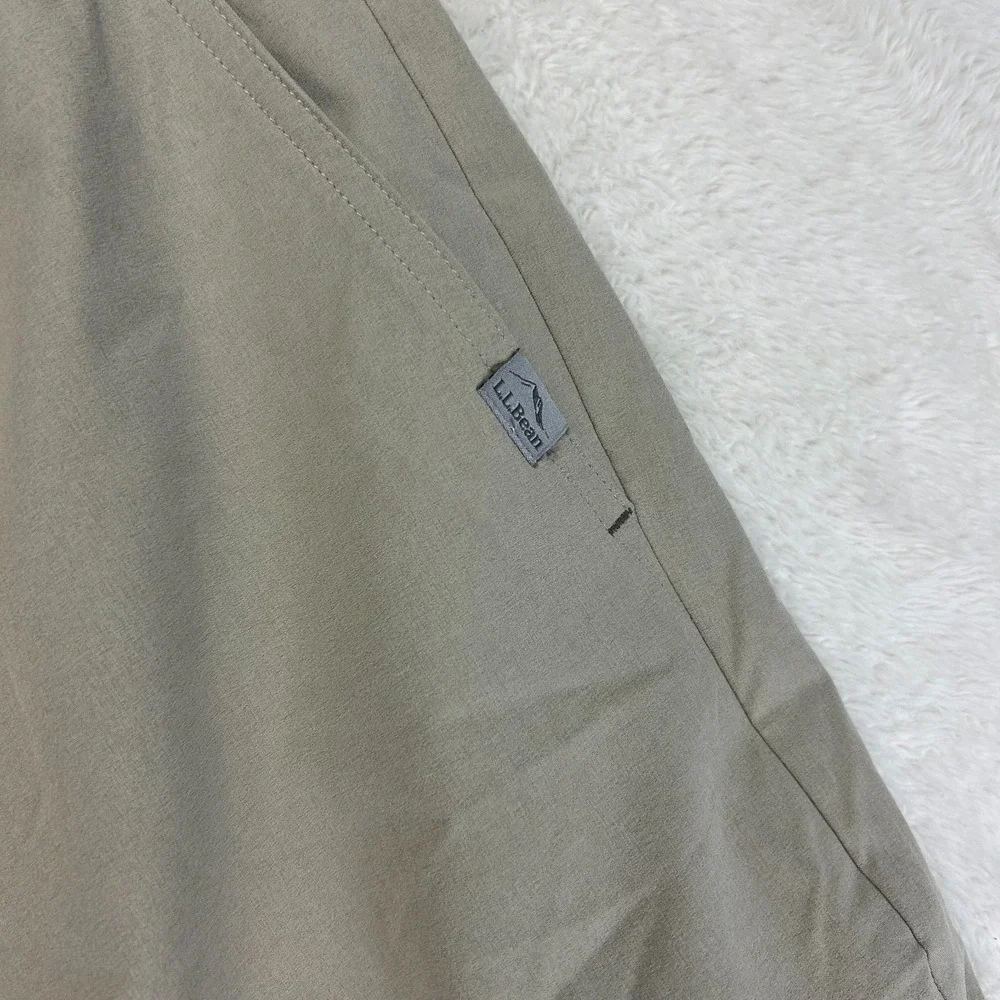 L.L.Bean Multisport Shorts XXXL Mens Sage Green Stretch Comfort Performance